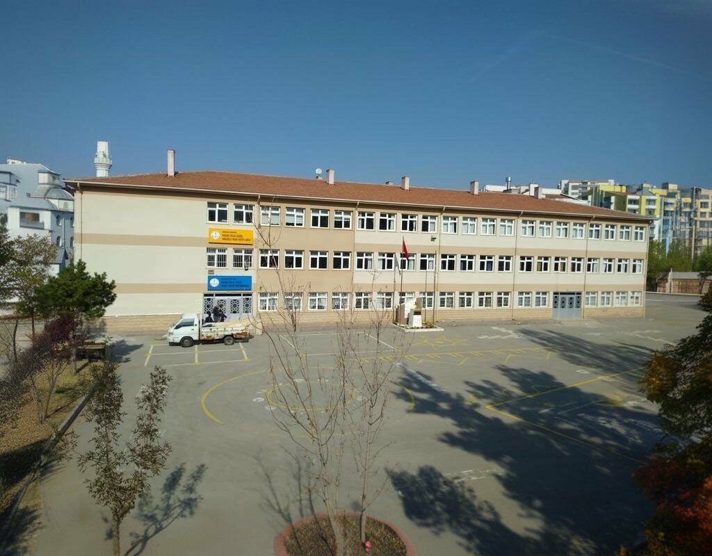التعليم الديني Hasan Celal Guzel Anatolian Imam Hatip High School ، أنقرة، صورة