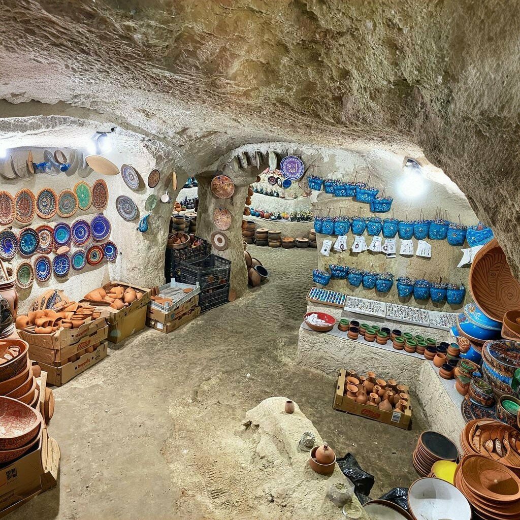 Gift and souvenir shop Avanos Pottery, Avanos, photo