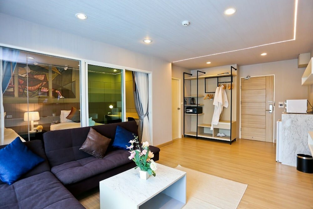 Фото Le Breeze Resort