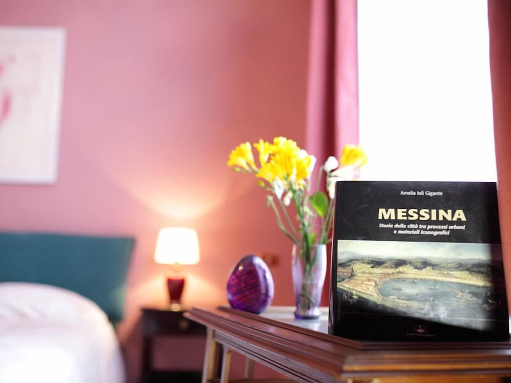 Фото Town House Messina Paradiso