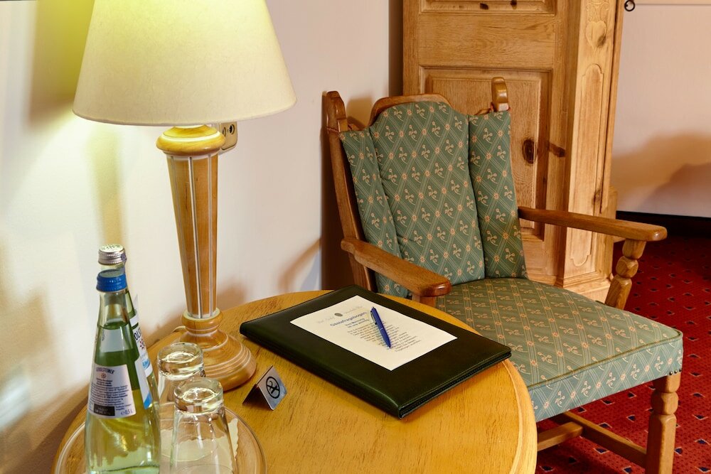 Фото Hotel Sauerlacher Post