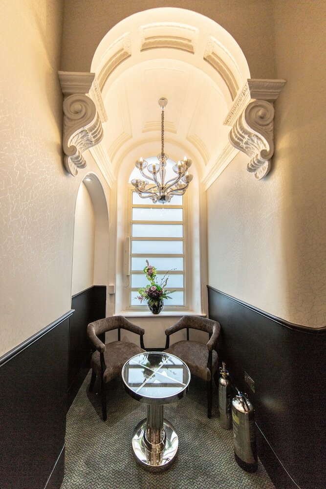 Фото The Crescent Hyde Park