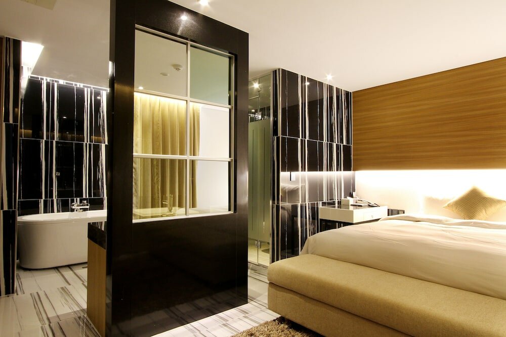 Фото Royal Prime Hotel