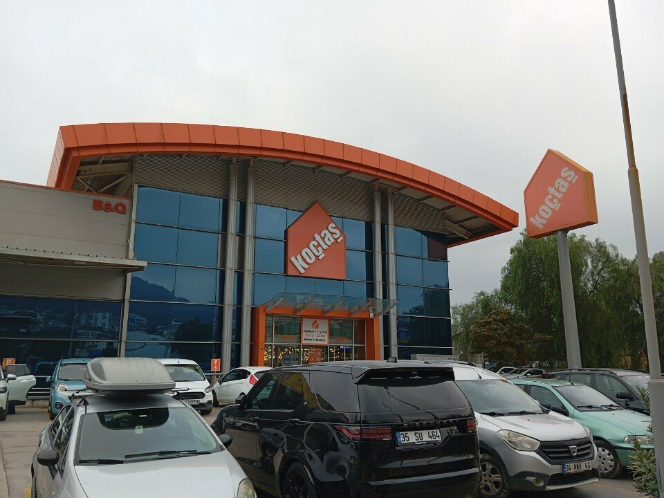 Hardware store Koctas, Izmir, photo