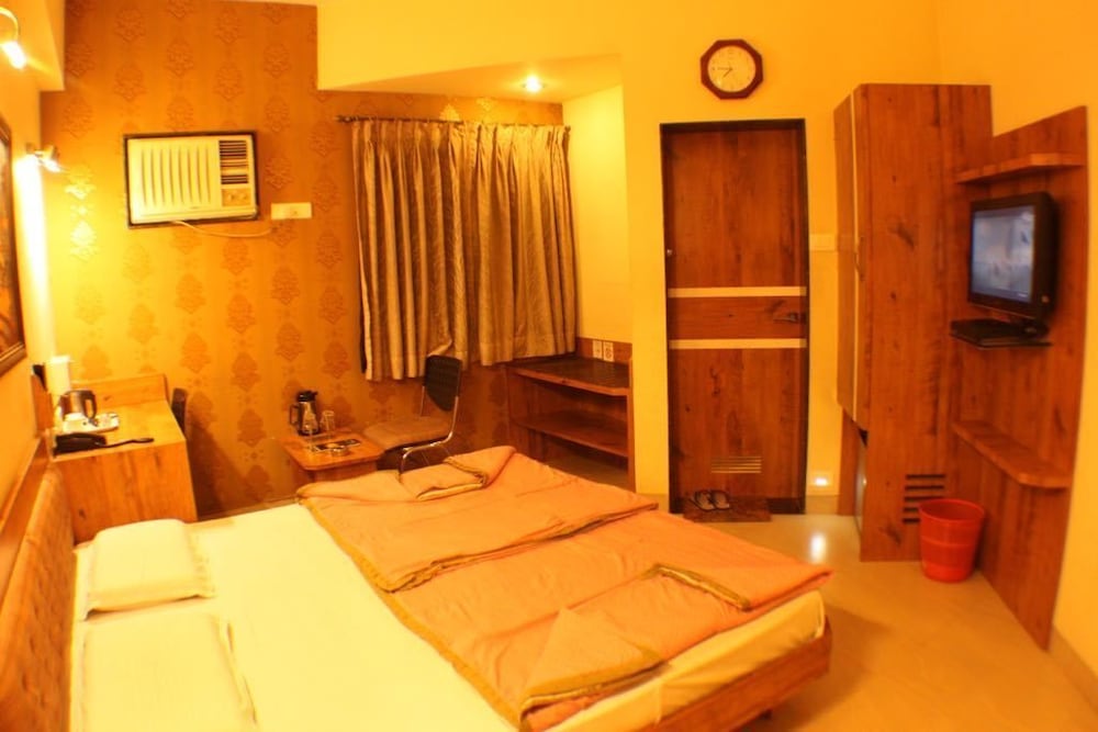 Фото Hotel Panchavati Elite Inn