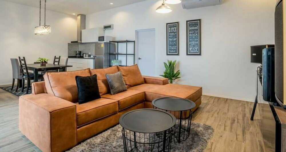 Фото J Pool Villa Huahin