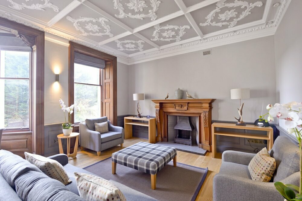 Apartments Destiny Scotland - Distillers House, Edinburgh, photo
