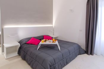 Фото Ortigia Bed and Breakfast