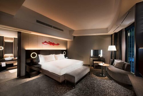 Внешний вид отеля Conrad Osaka в Осаке, фото 3