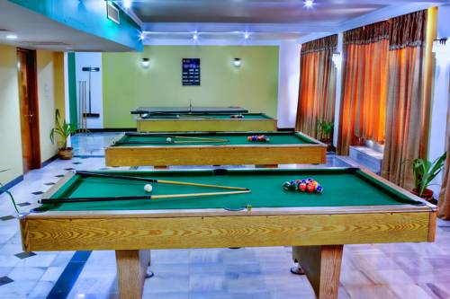 Фото Hotel Clarks Shiraz