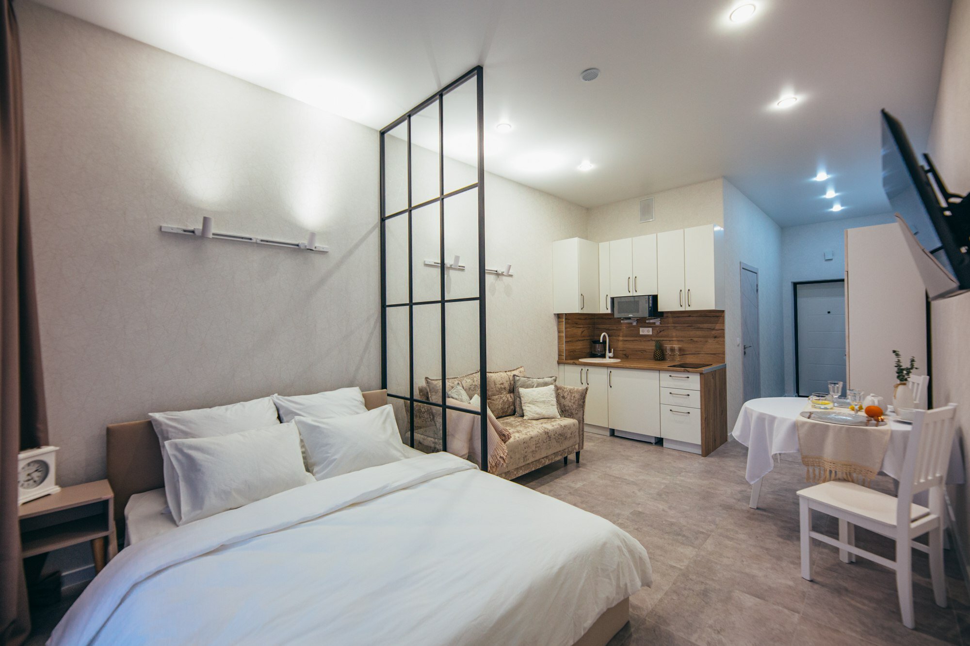 Фото Атлантис боковой вид на море