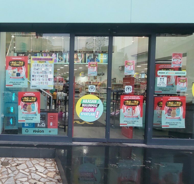 Perfume and cosmetic company Mion, Istanbul, photo