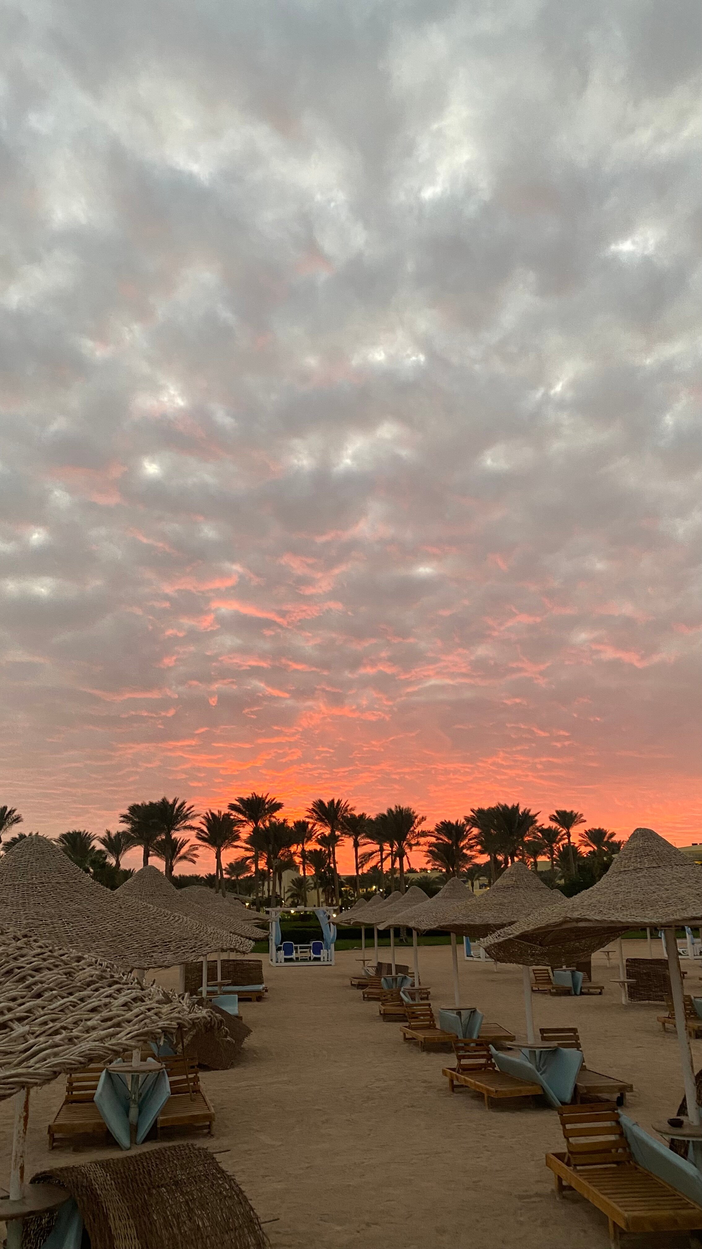 Фото Amwaj Oyoun Resort