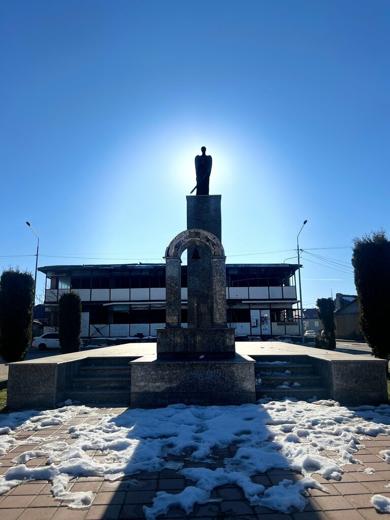 Landmark, attraction Tskhinval Fortress, Tskhinval, photo