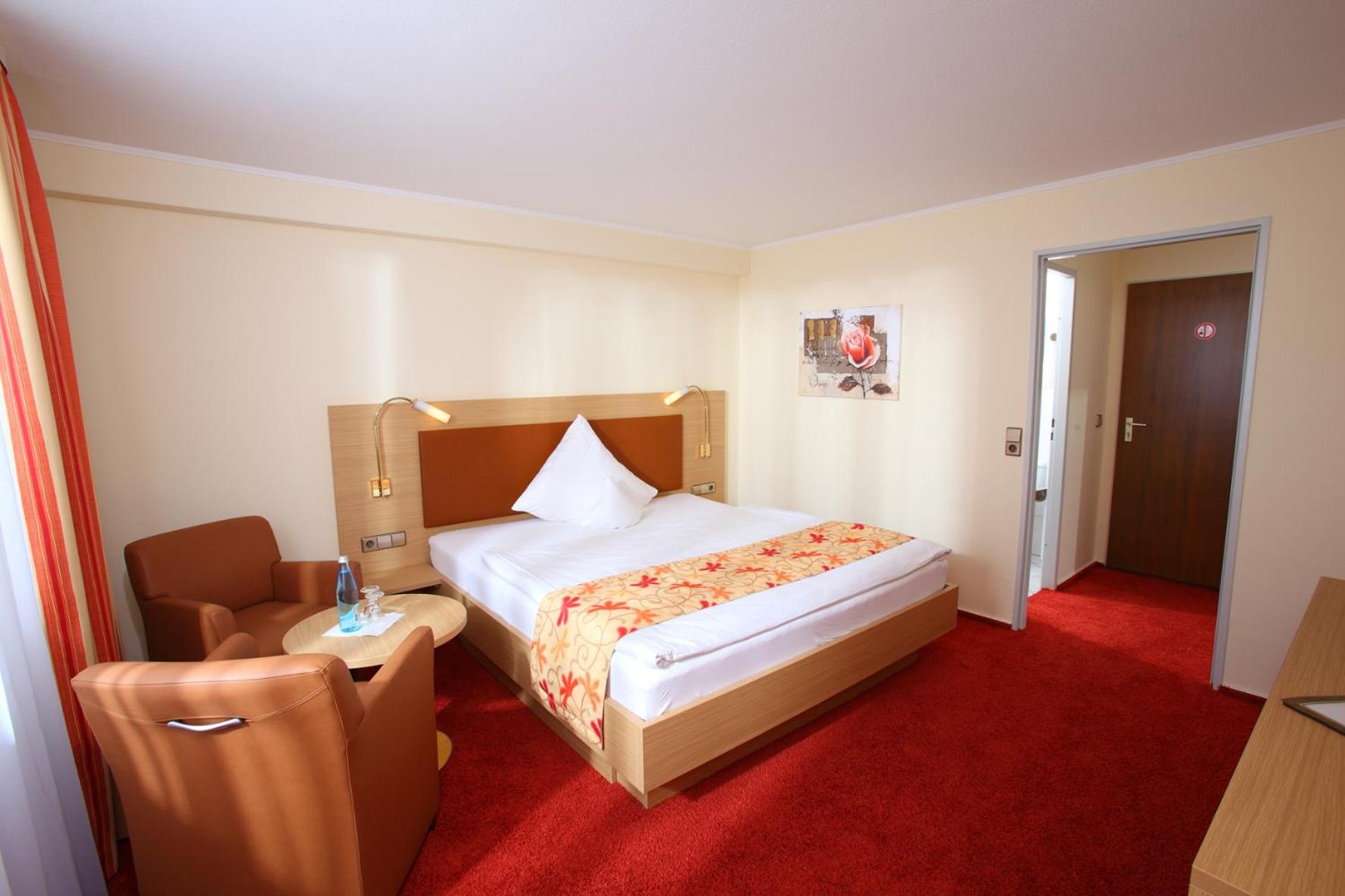 Фото Bruckmayers Hotel Schwan