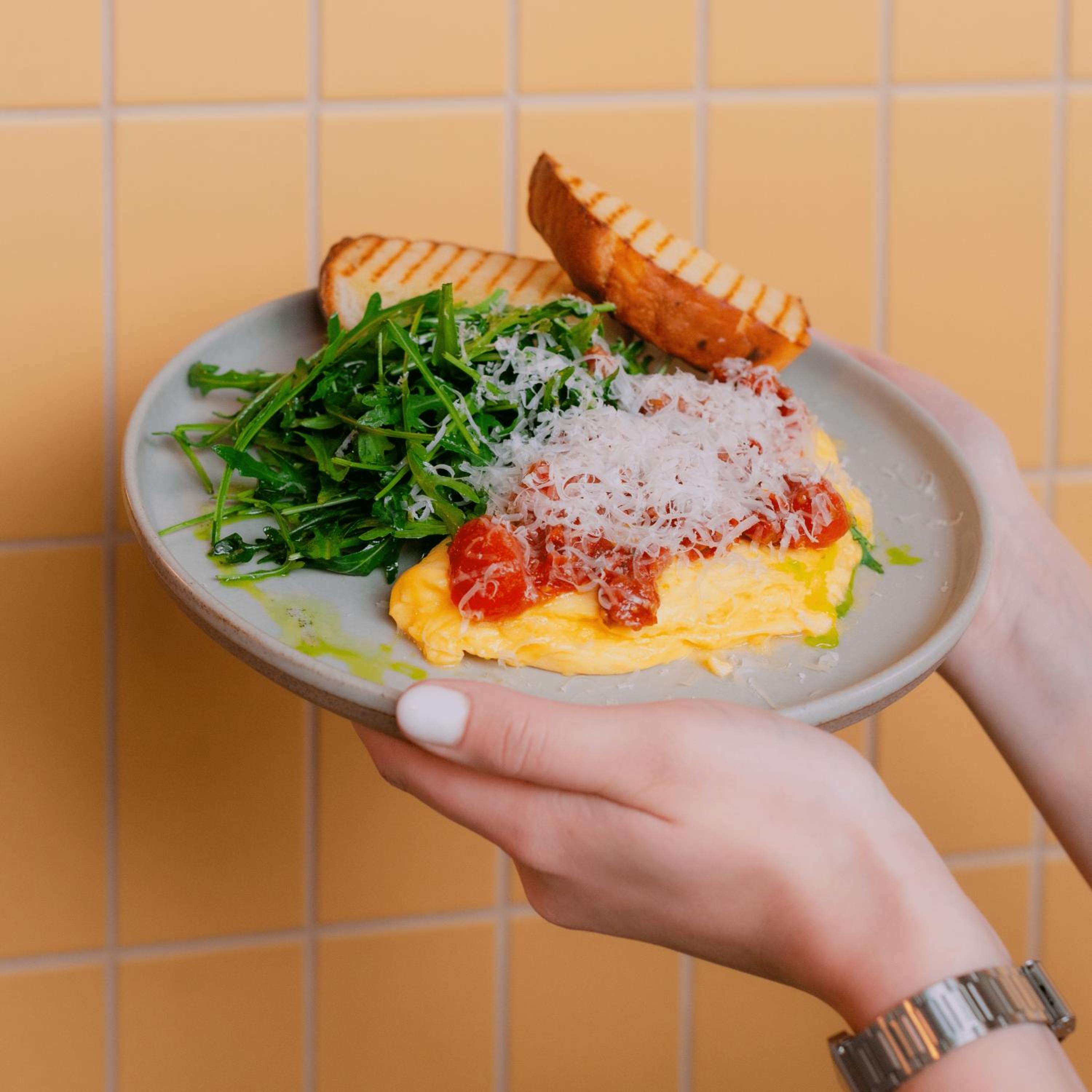 Фото Louren Apartments