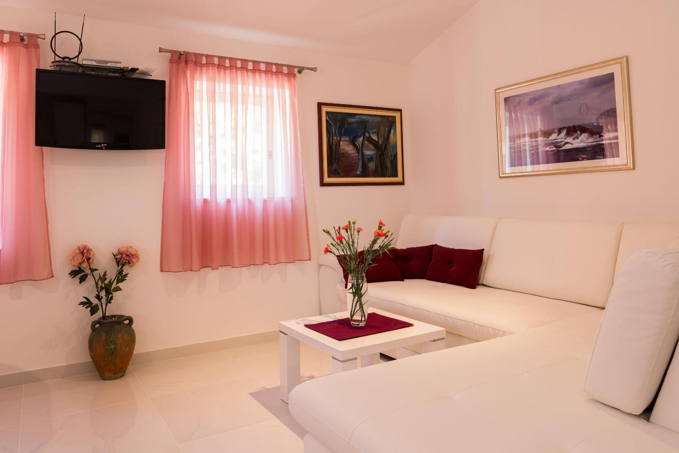 Фото Apartments Mare