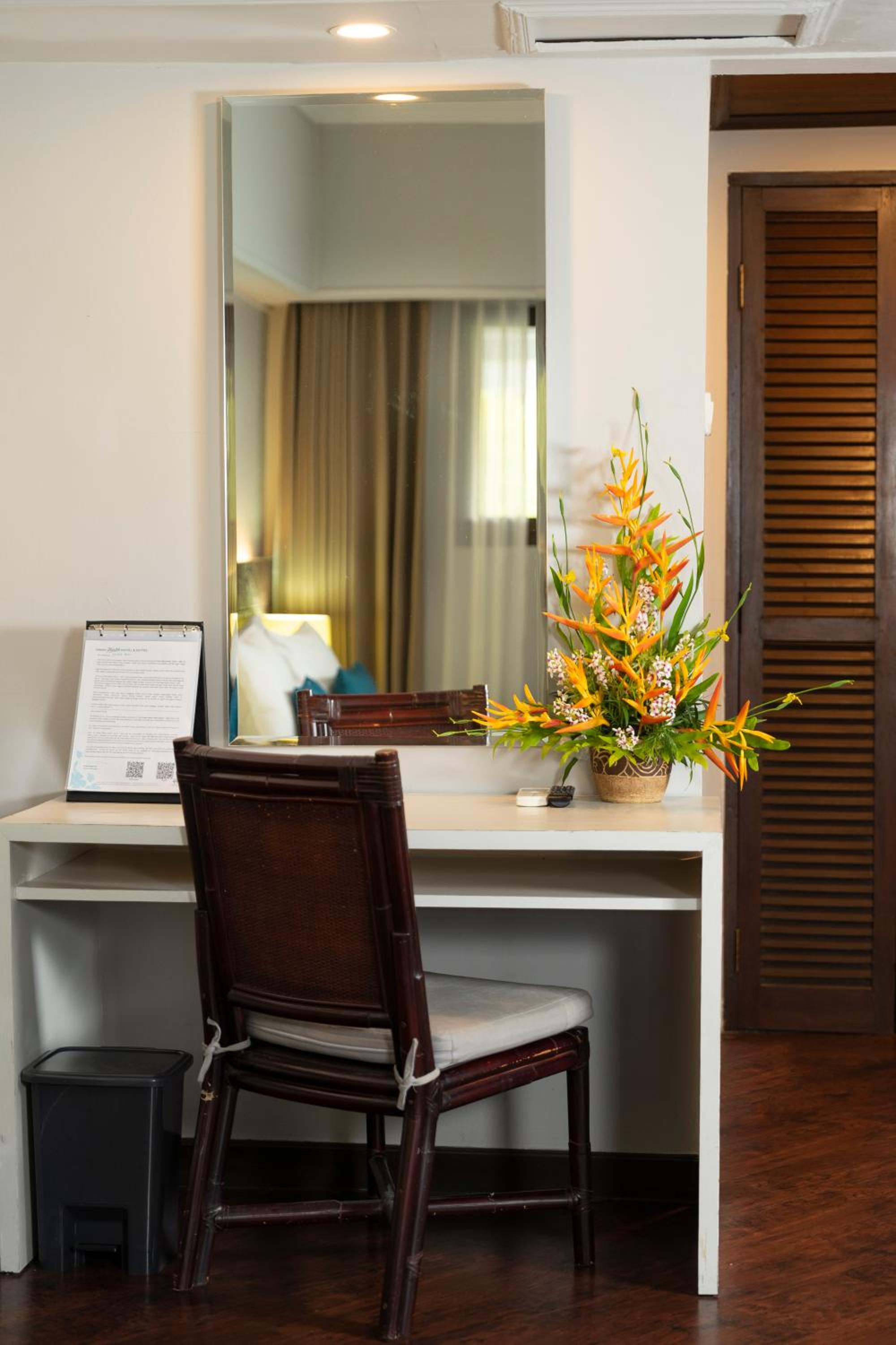 Фото Prime Plaza Suites Sanur - Bali