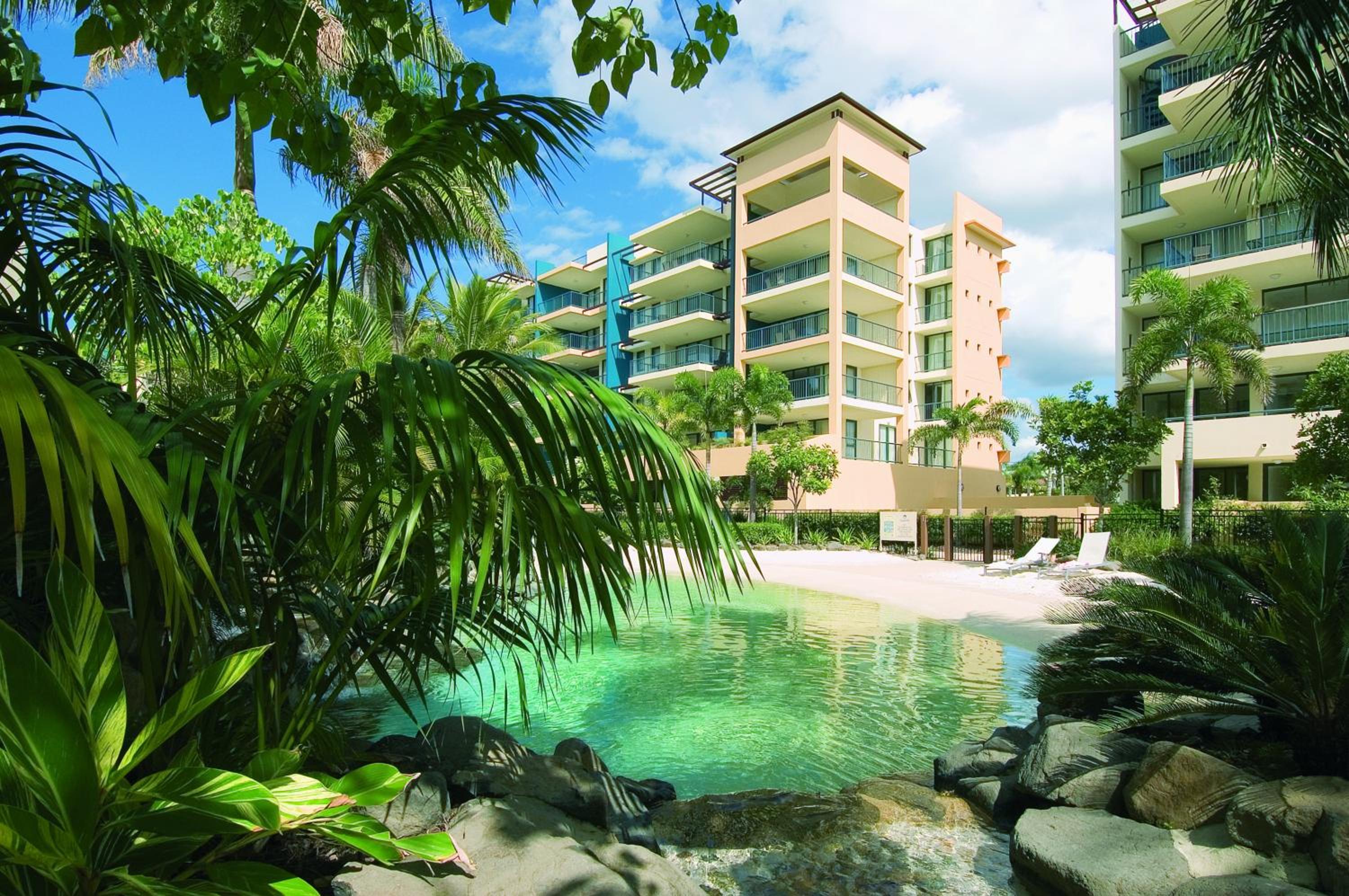 Фото Oaks Sunshine Coast Seaforth Resort