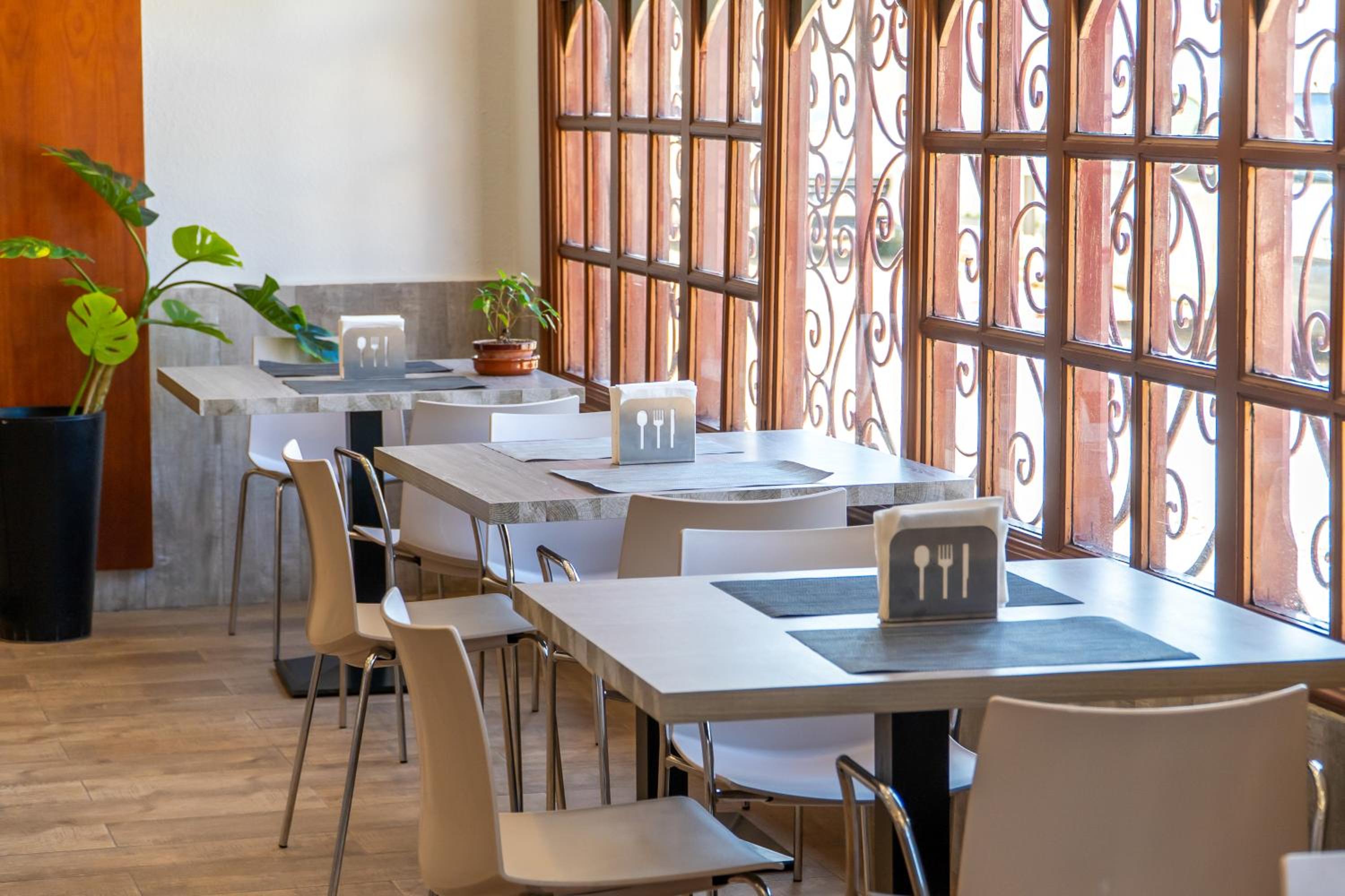 Фото Apartamentos Puerta del Sur