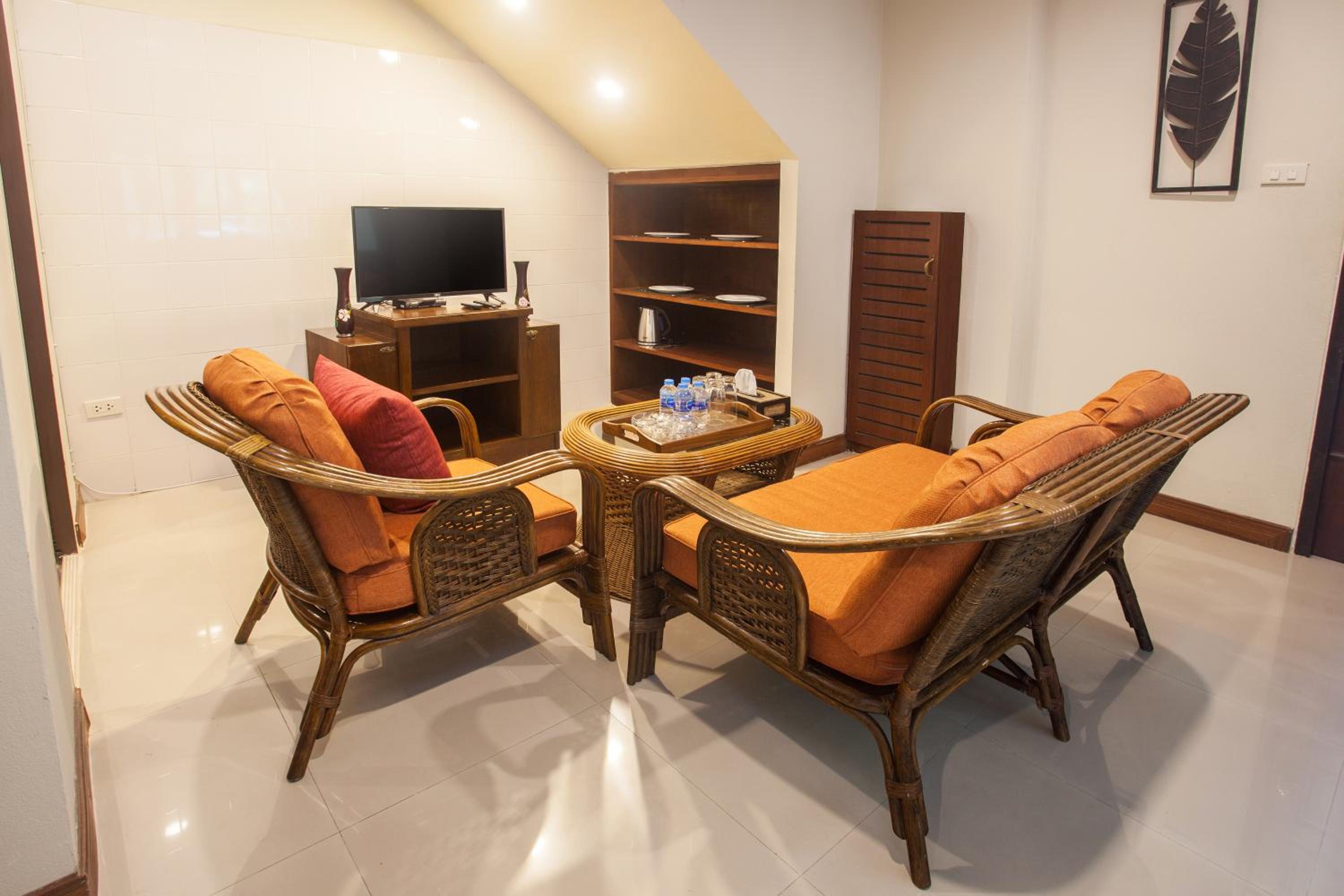 Фото Achawalai Residence Village