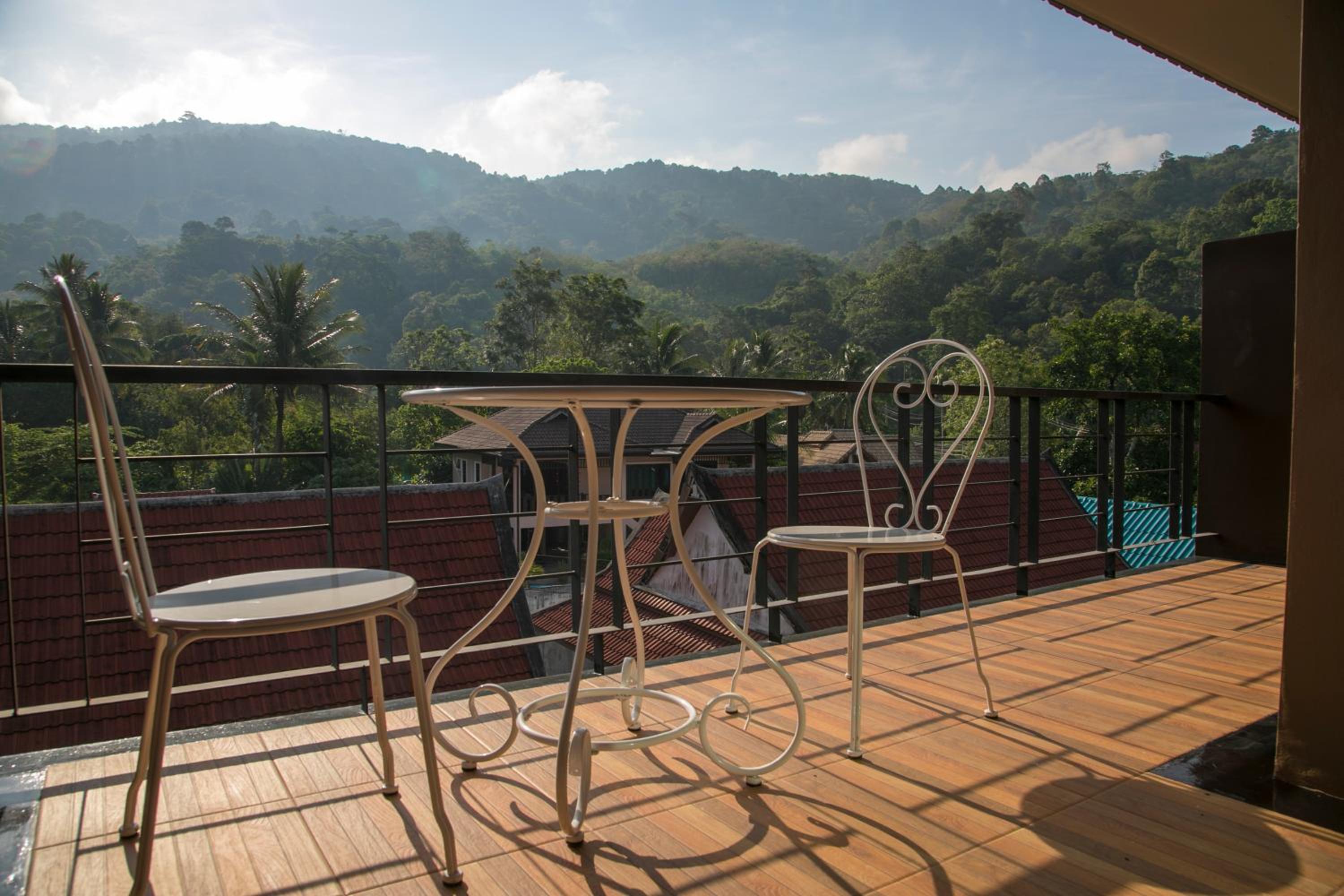 Фото West Key Kamala Apartment