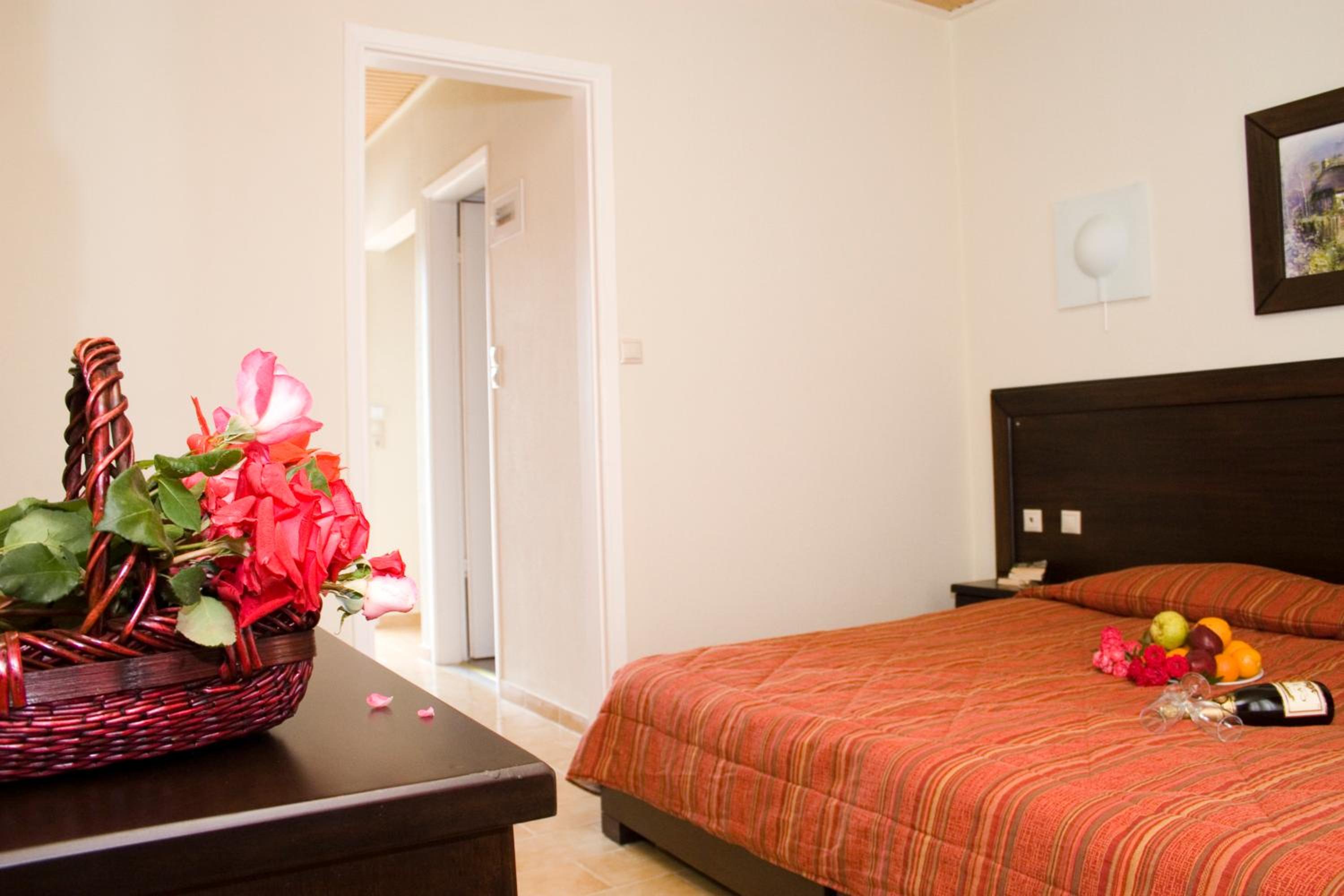 Фото Paradise Apartments