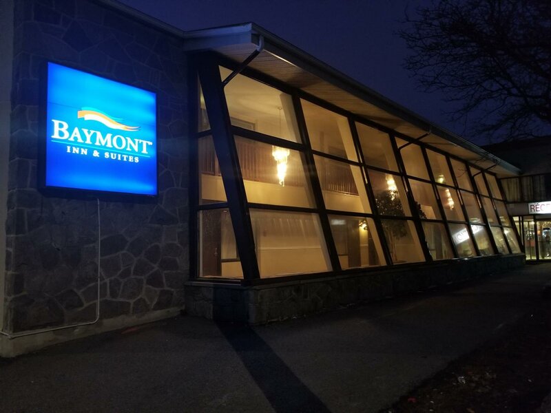 Гостиница Baymont by Wyndham Montreal Airport в Монреале