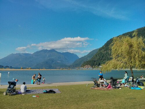 Гостиница Harrison Lake Hotel в Харрисон-Хот-Спрингс