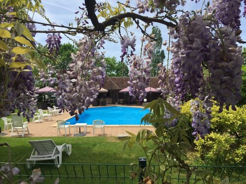 Гостиница Le Relais Fleuri