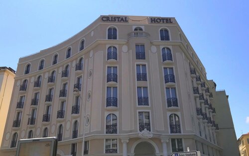Гостиница Crystal Hotel & Spa в Каннах
