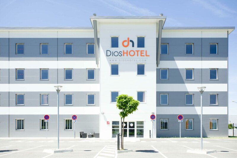 Гостиница Dios Hôtel - Toulouse Nord