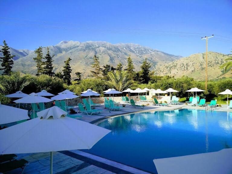 Фото Vardis Olive Garden