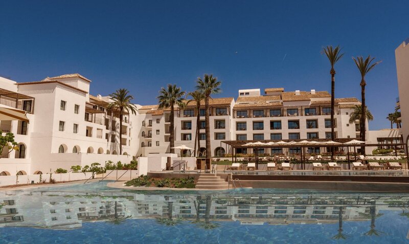 Гостиница La Zambra Hotel Gl, in the Unbound Collection by Hyatt
