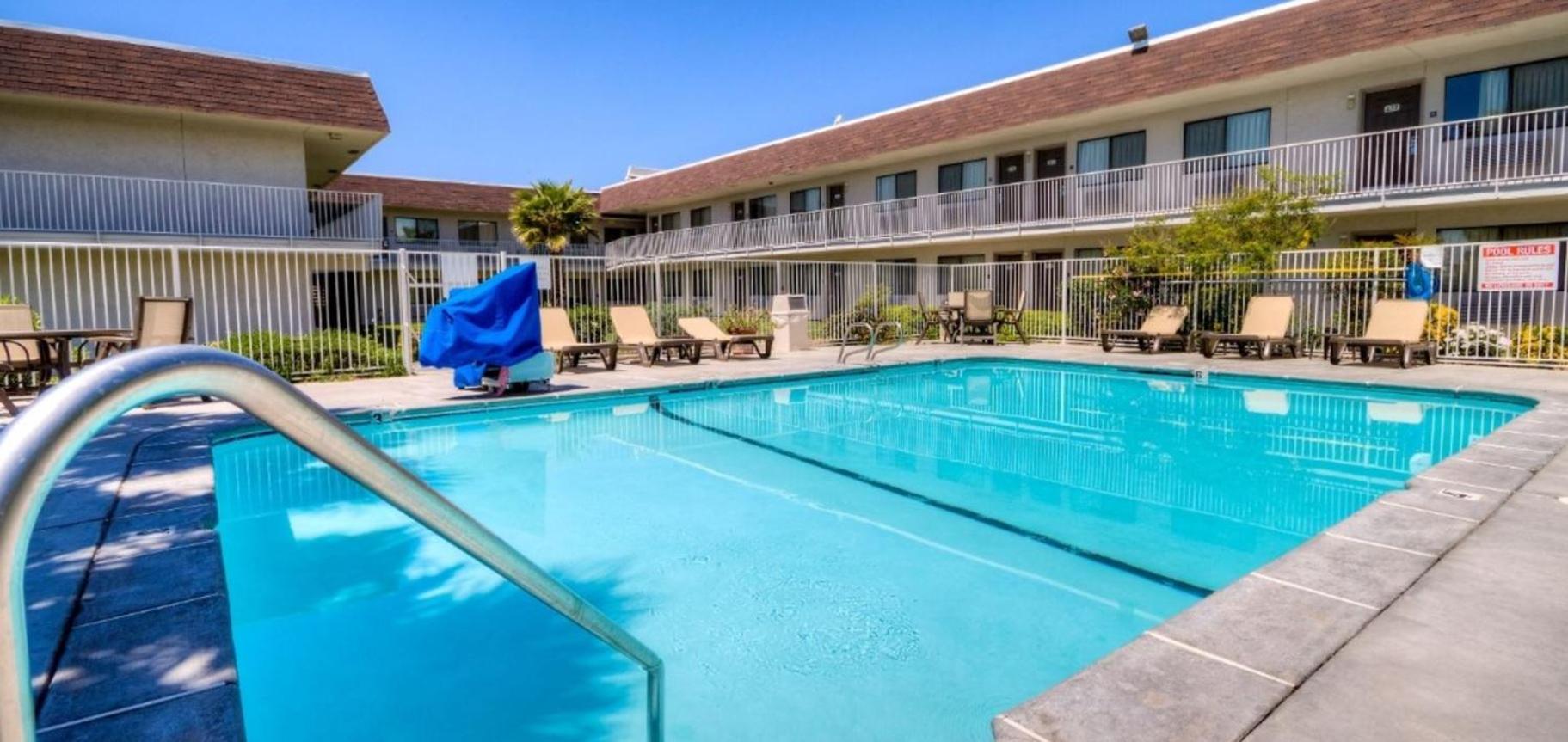 Фото Studio 6 El Paso, Tx - East