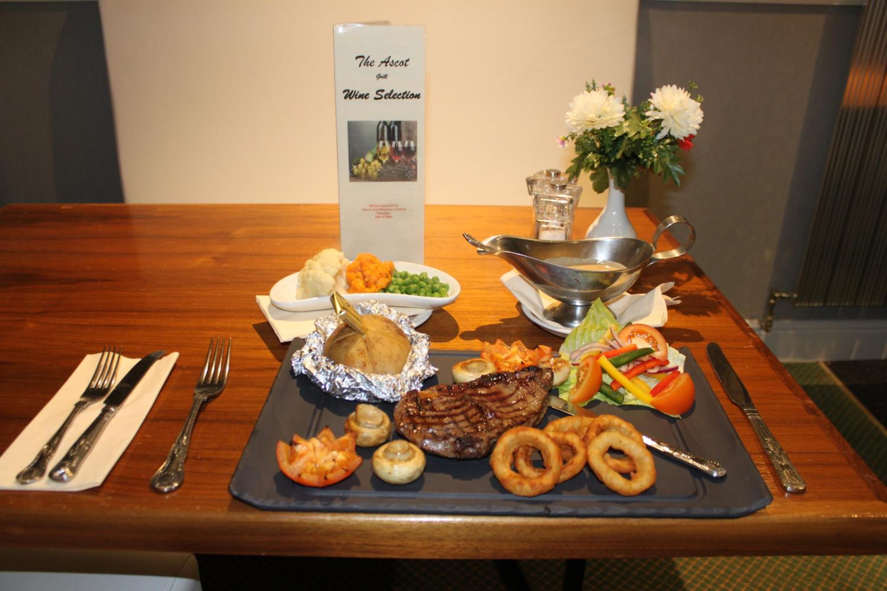 Фото Ascot Hotel