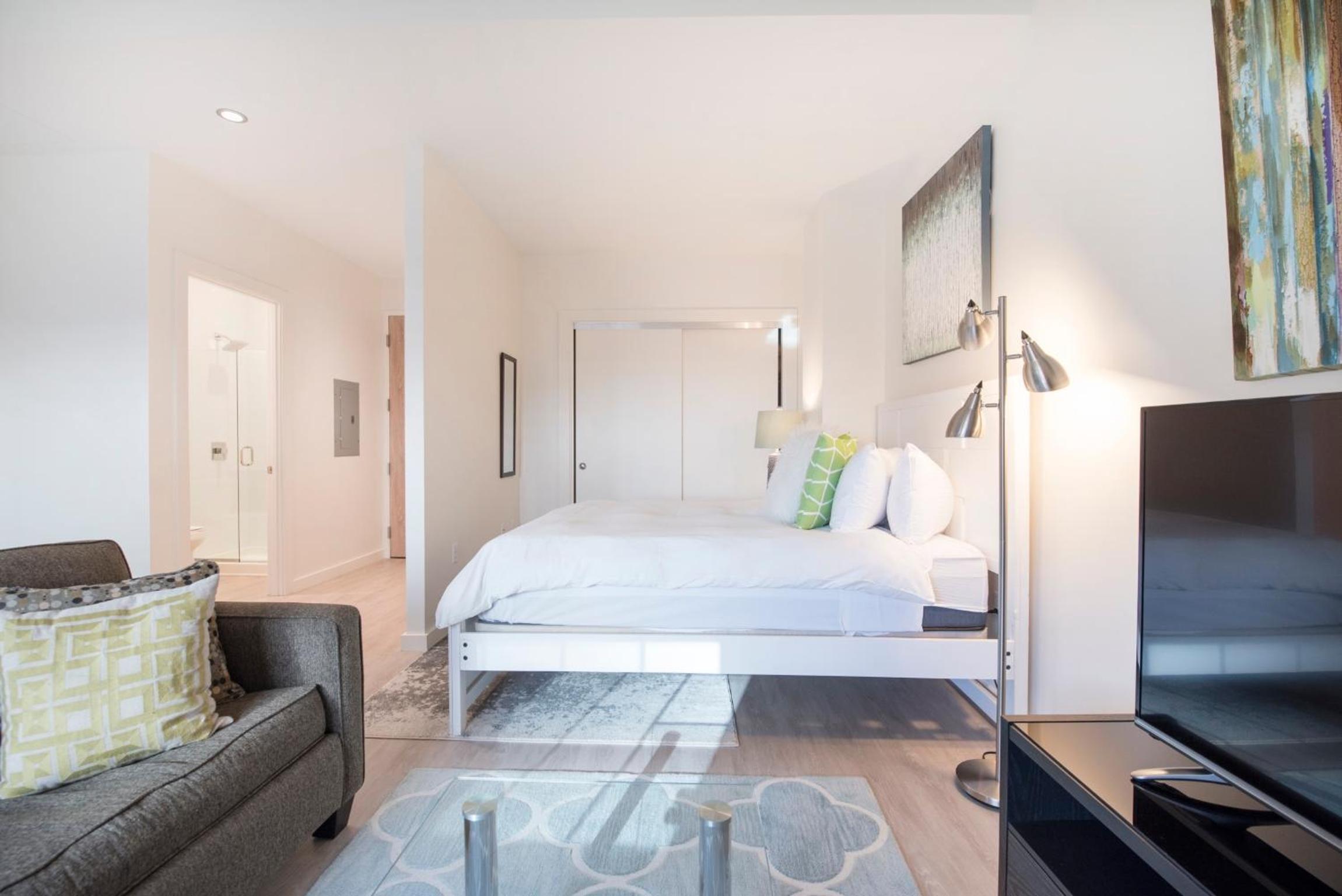 Фото Апарт-Отель Global Luxury Suites Downtown Boston