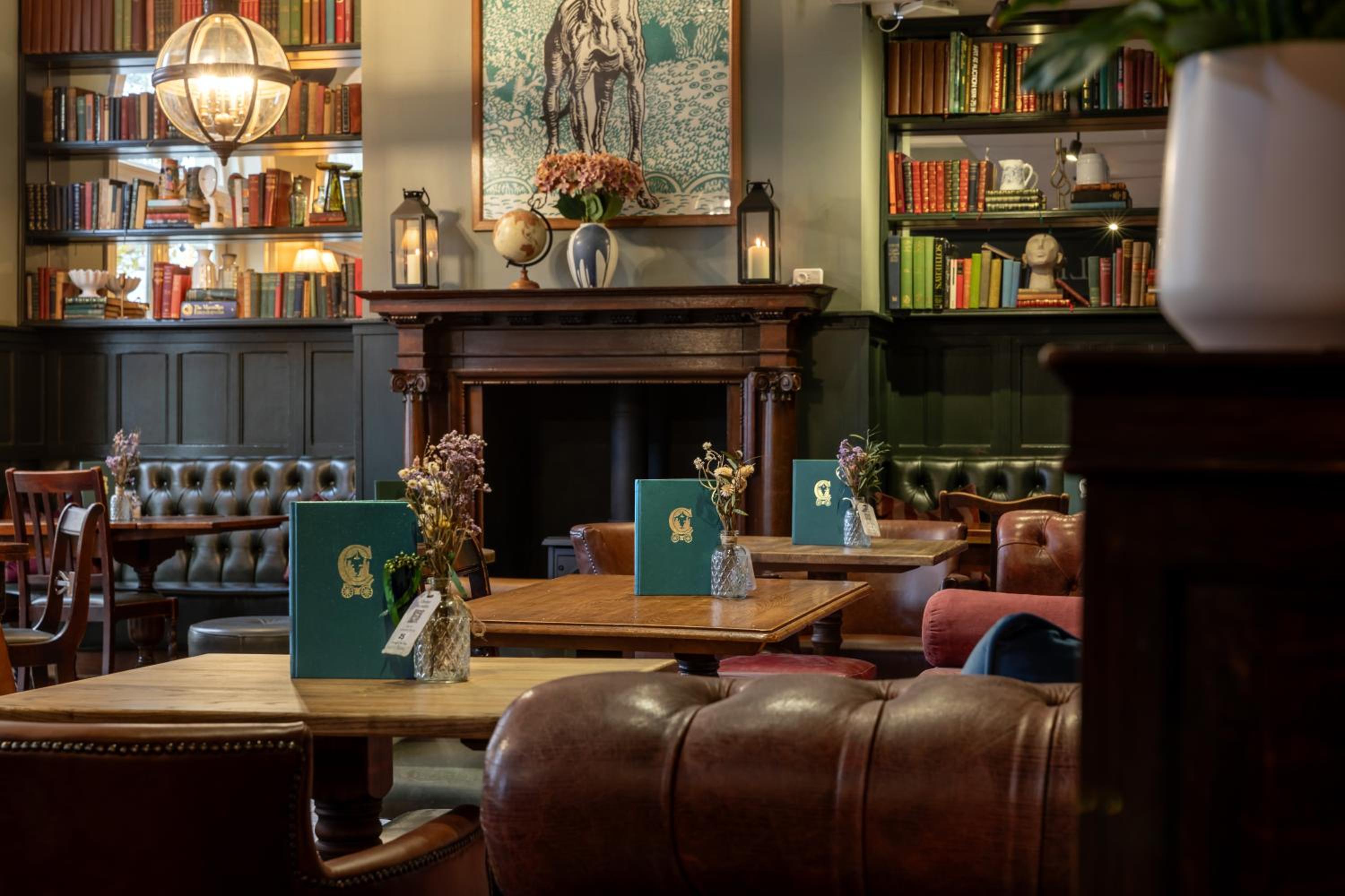 Фото The Coach & Horses