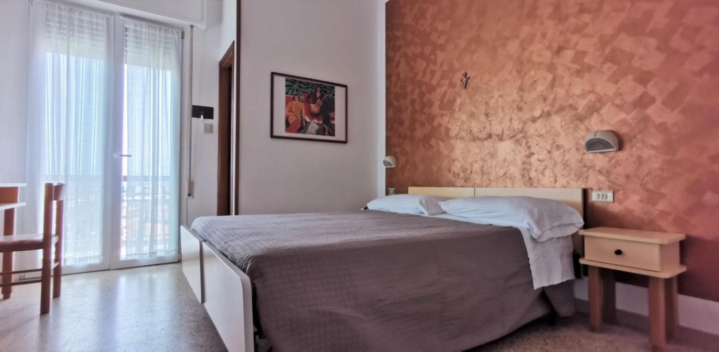 Фото Hotel Cosmos