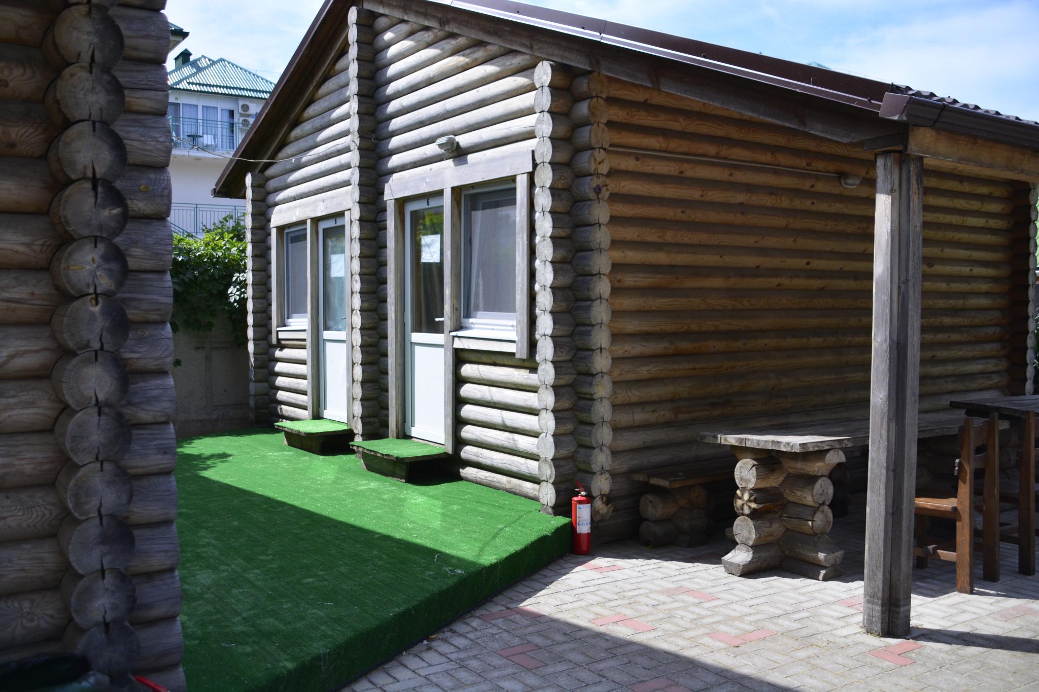 Фото отеля 2