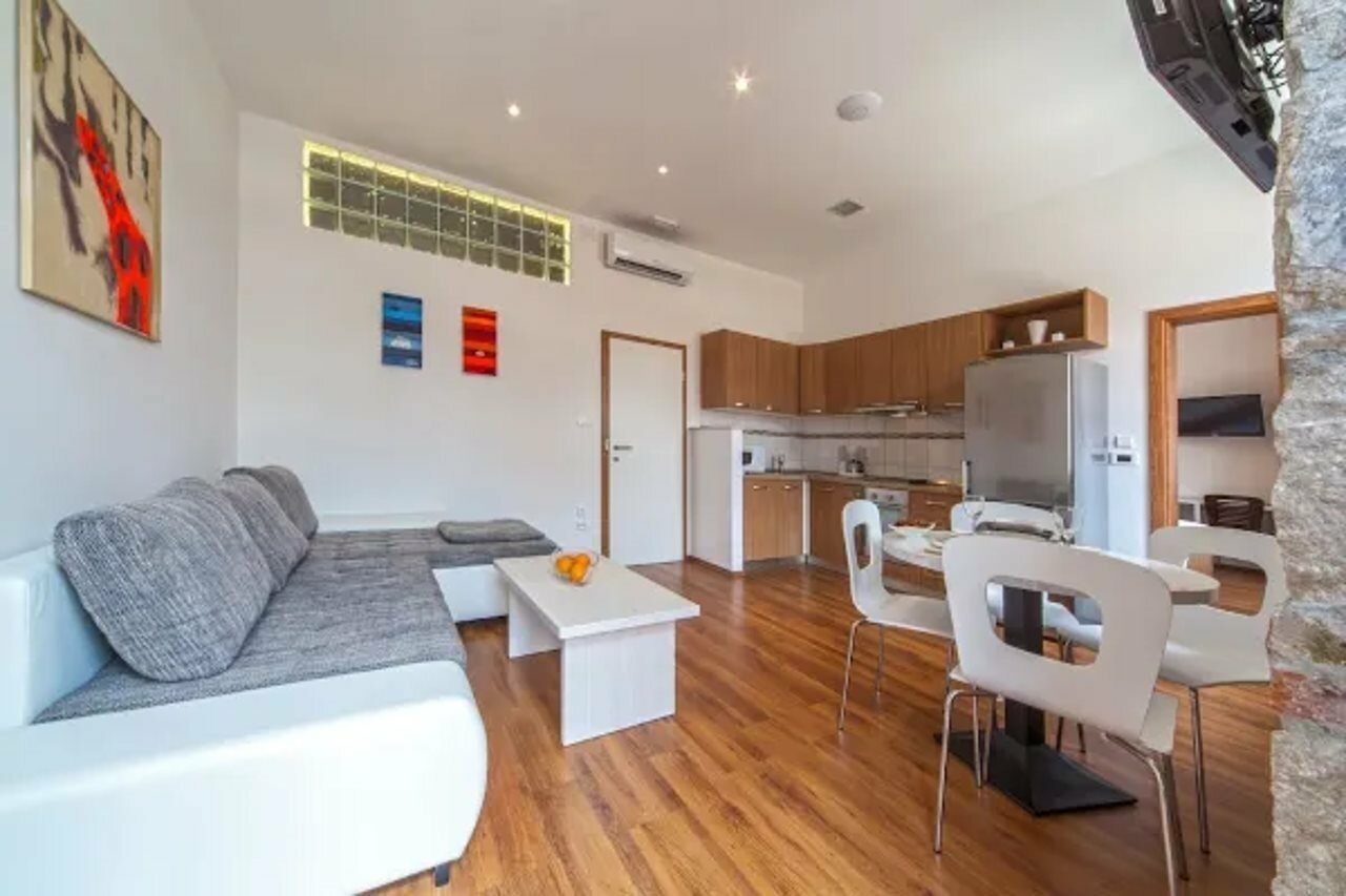 Фото Marmontova Luxury Rooms