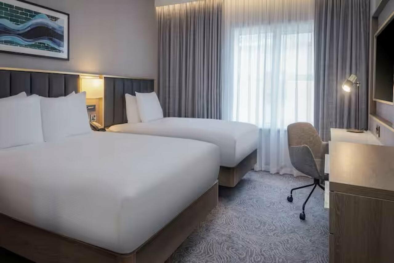 Фото DoubleTree by Hilton London Angel Kings Cross