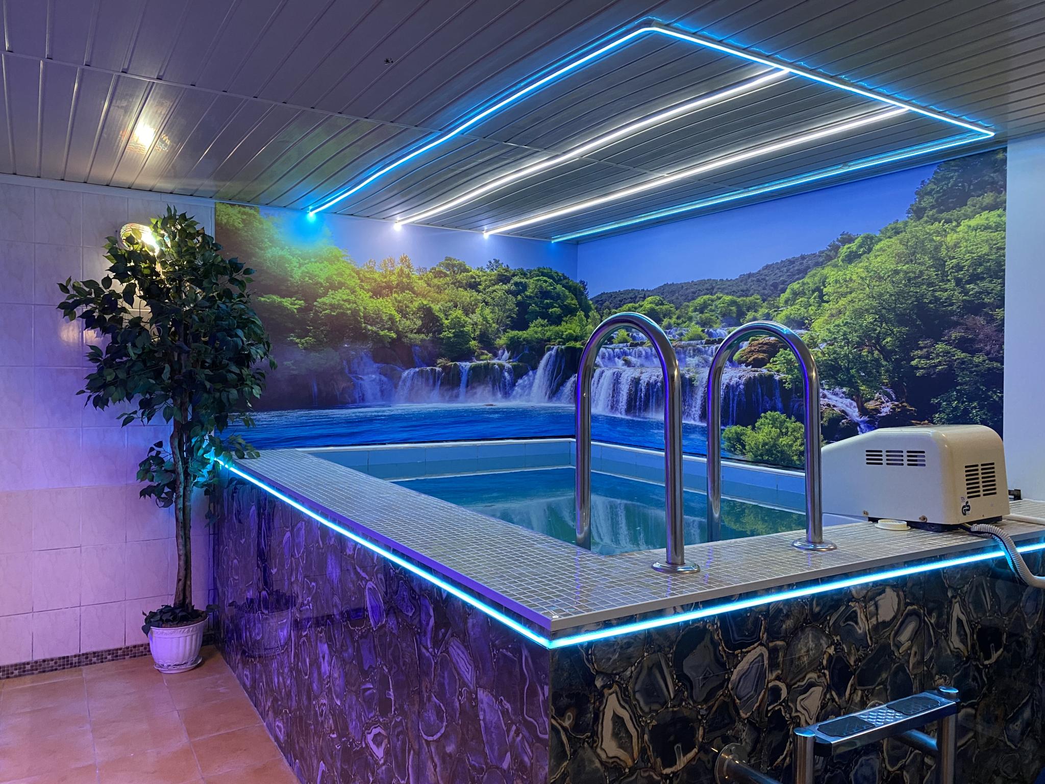 Фото Град Отель