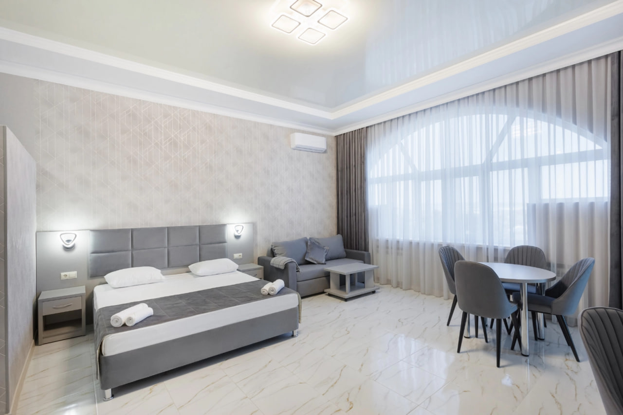 Фото отеля 2