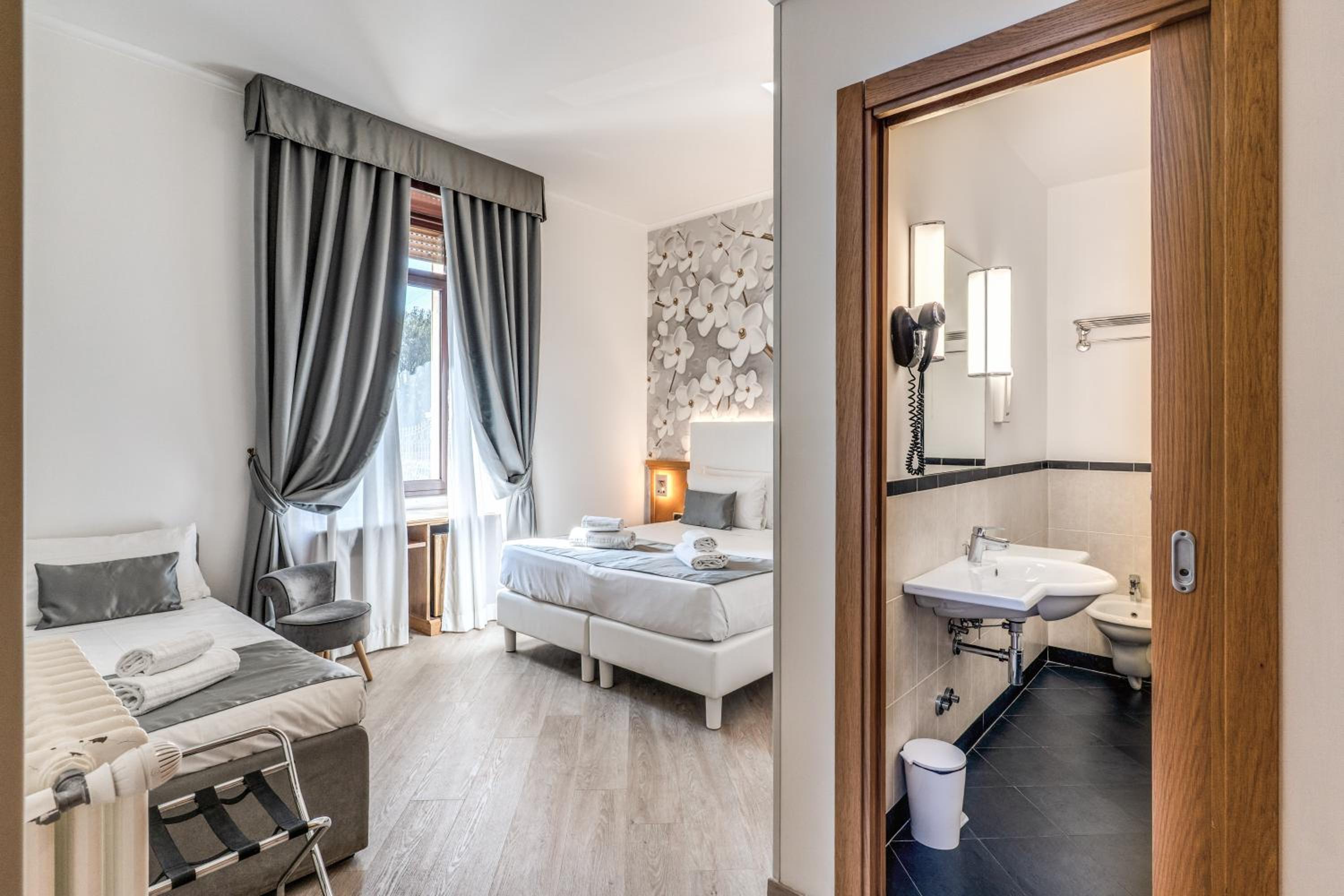 Фото Roma dei Papi-Hotel de Charme