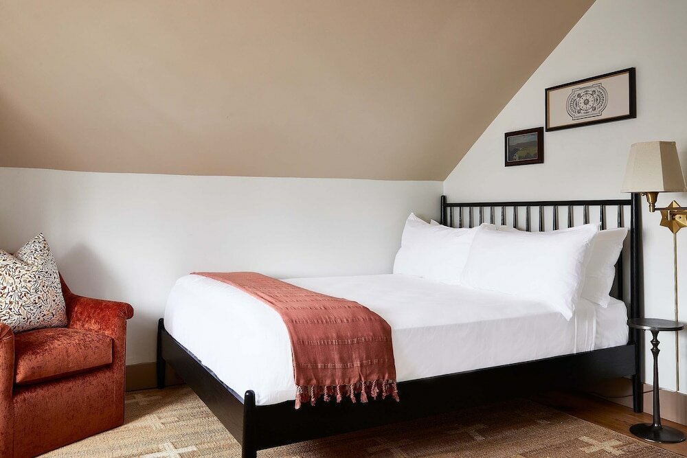 Фото Blue Iris by Life House