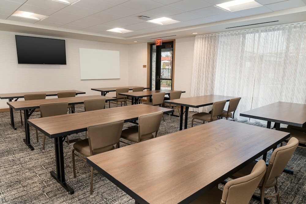 Фото Staybridge Suites Temecula Wine Country, an Ihg Hotel