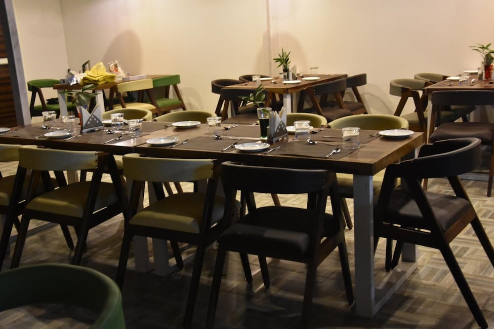 Фото GenX The Gateway Dalhousie