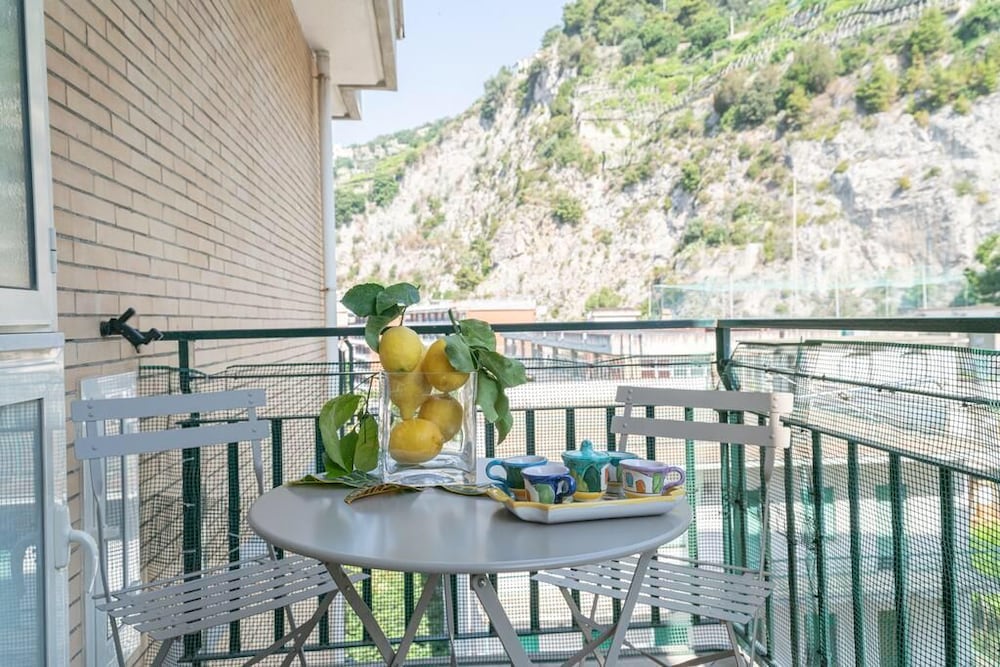 Фото Maison Jolie Bright Apartment