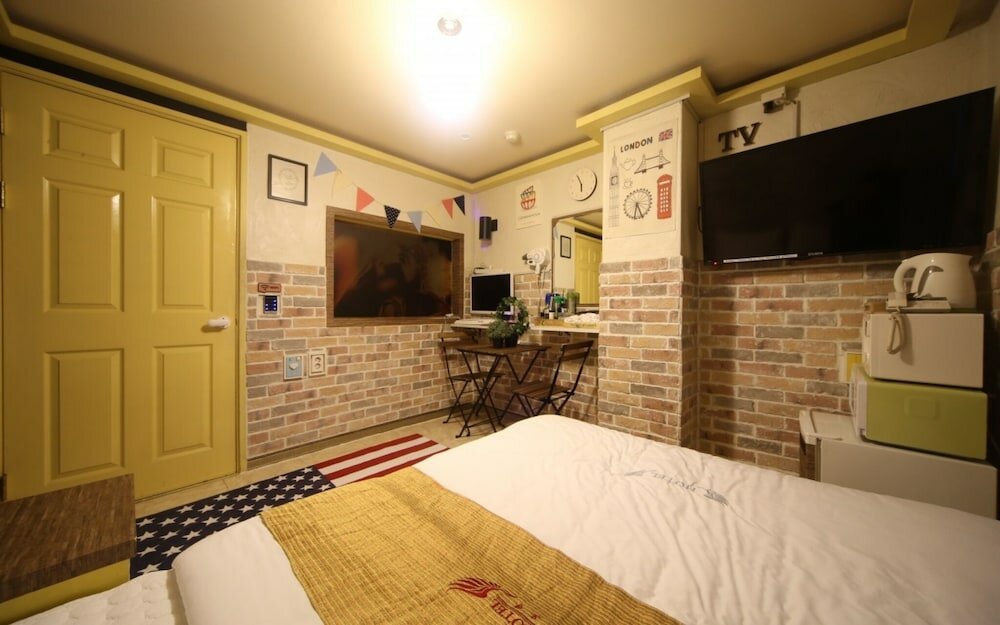 Фото Changwon Palyongdong Time